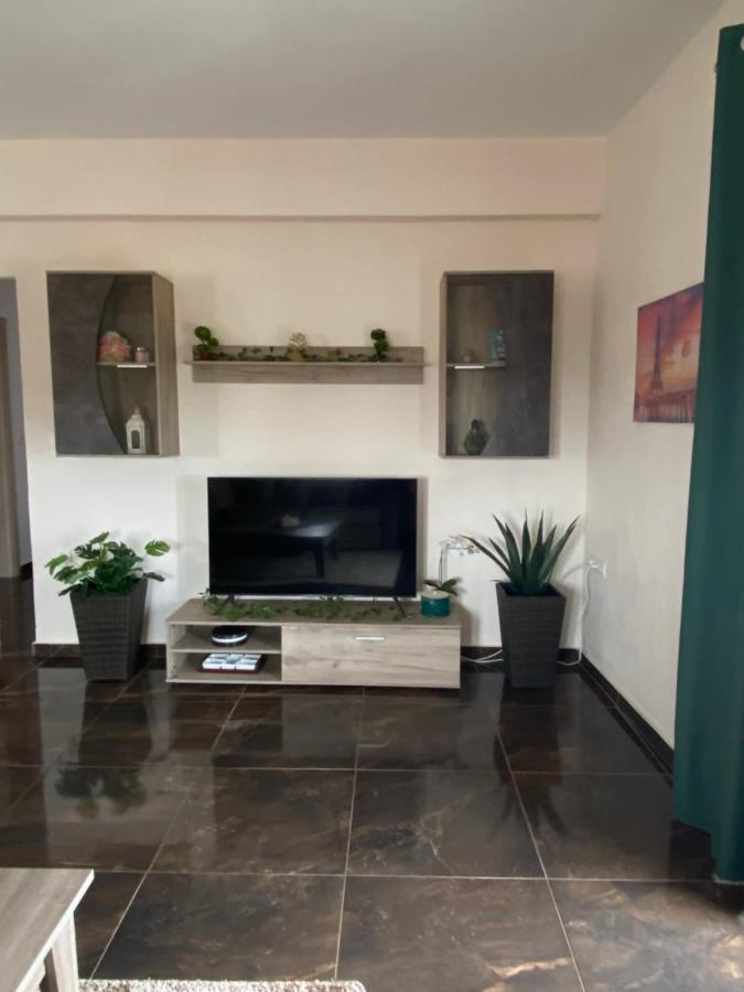 Natalie'S House Apartment อเล็กซานโดรโพลิส ภายนอก รูปภาพ